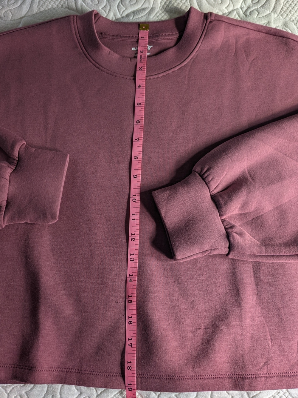 Old Navy Active Dusty Rose Bounce Fleece Cropped Crewneck Sweatshirt - Picture 3 of 4